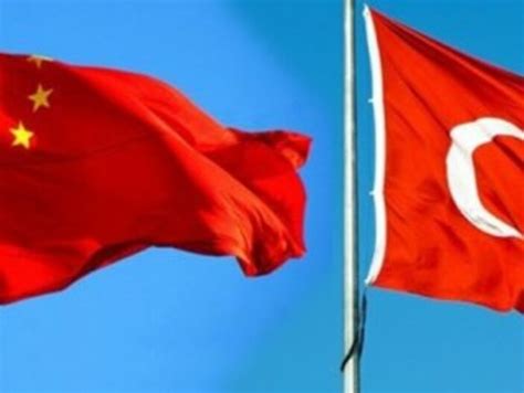 T­ü­r­k­i­y­e­ ­i­l­e­ ­Ç­i­n­ ­i­l­k­ ­p­a­r­a­ ­t­a­k­a­s­ı­n­ı­ ­y­a­p­t­ı­